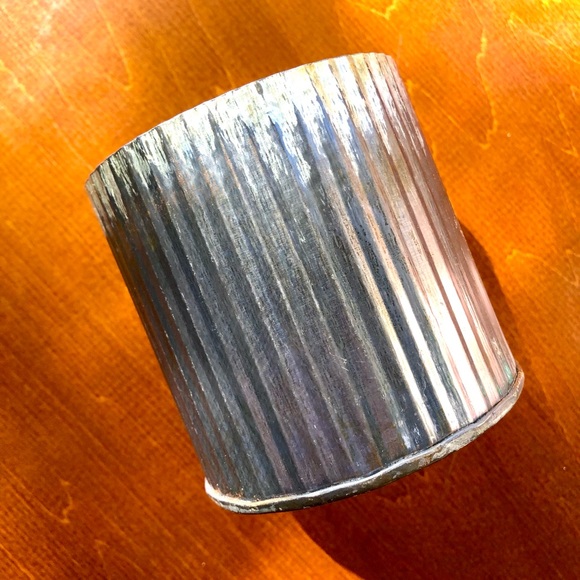 Rustic galvanized metal ribbed small succulent planter - Picture 4 of 5